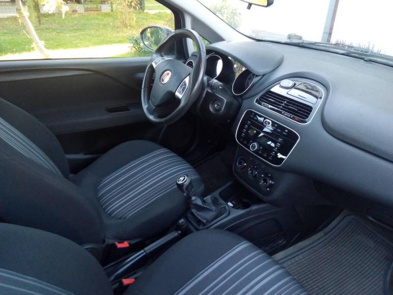 ox_fiat-punto-2012-evo-12-benzyna-klimatyzacja