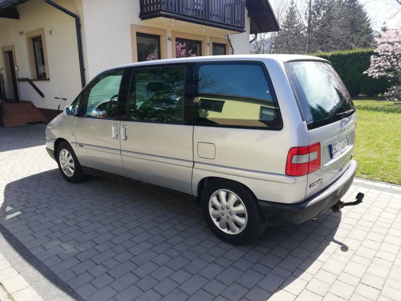 ox_citroen-evasion-zadbany-van-7-osobowy-benzynalpg