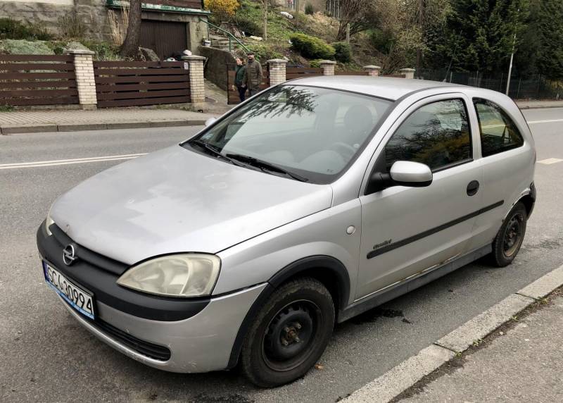 ox_opel-corsa-2003