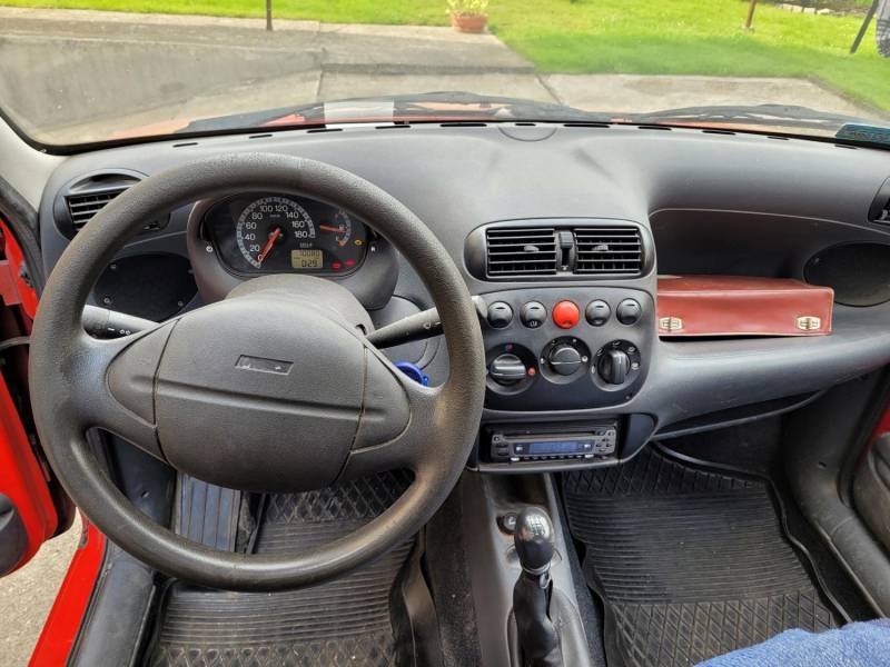 ox_fiat-seicento-11i-pierwszy-wlasciciel-przebieg-70000km