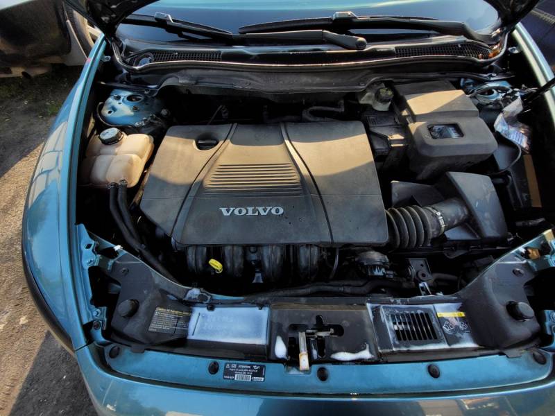 ox_sprzedam-volvo-c30