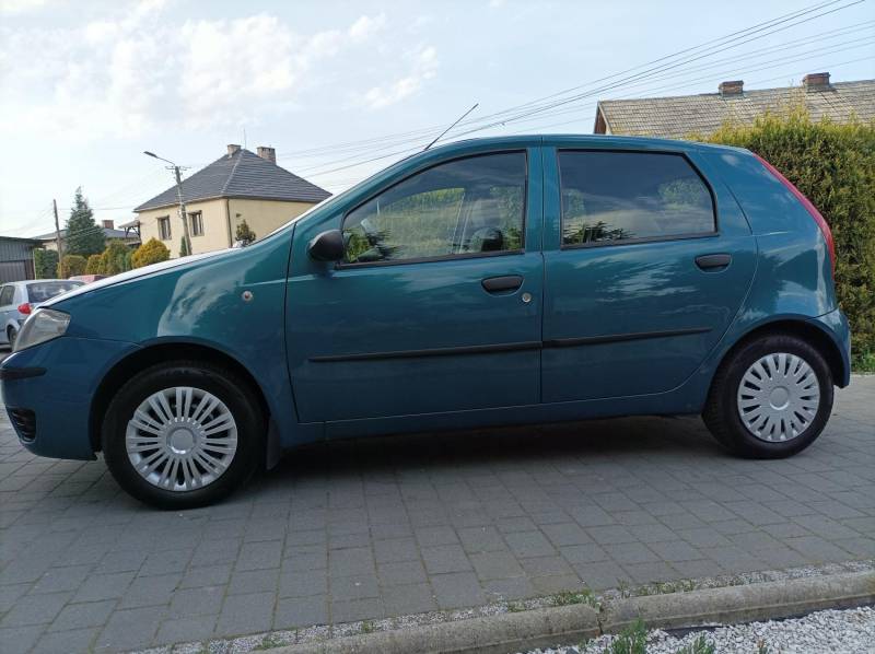 ox_fiat-punto-2005-krajowy-wspomaganie-5-drzw-przebieg-112-tys-km