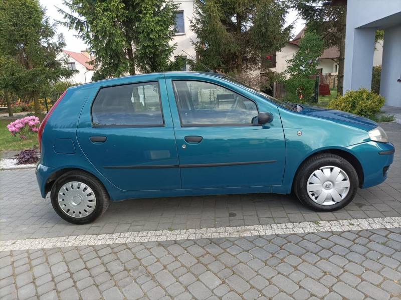 ox_fiat-punto-2005-krajowy-wspomaganie-5-drzw-przebieg-112-tys-km