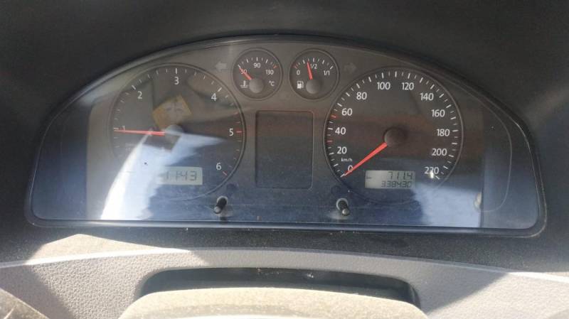 ox_sprzedam-vw-transporter-2005r