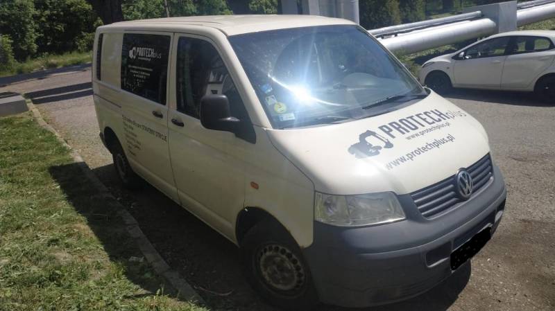 ox_sprzedam-vw-transporter-2005r