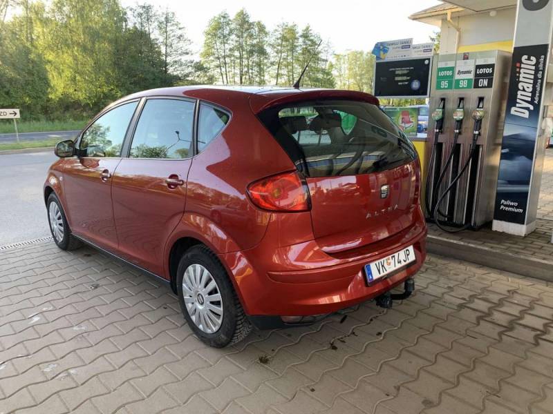 ox_seat-altea-14-benzyna-2009-rok-121tys-km-klimatyzacja