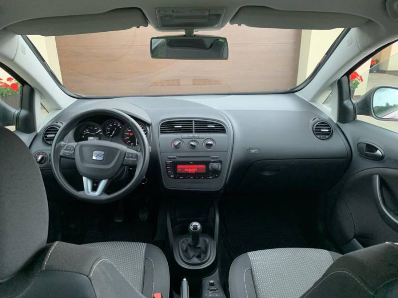ox_seat-altea-14-benzyna-2009-rok-121tys-km-klimatyzacja