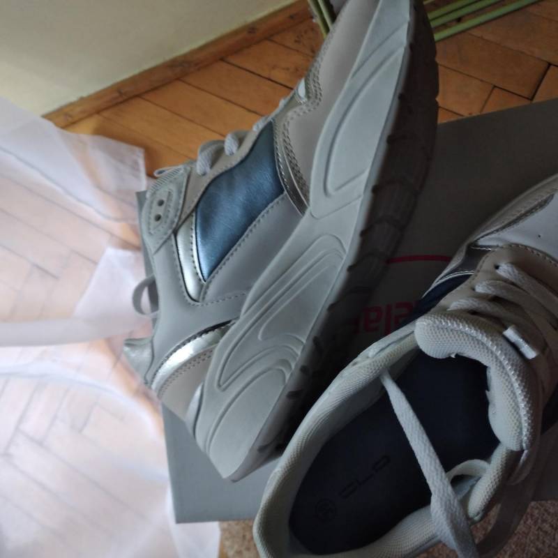 ox_sprzedam-nowe-buty-sportowe