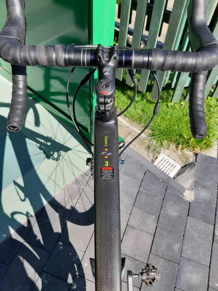 ox_rower-szosowy-fett-carbon