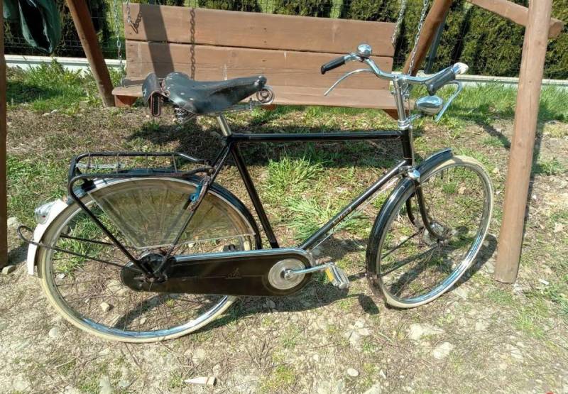 ox_stary-rower-holenderski-batavus-sport
