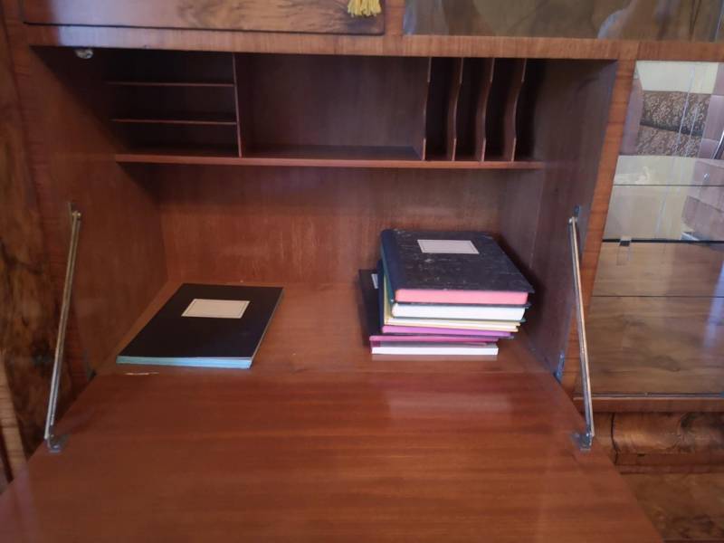 ox_80-letni-kredens-biblioteczki