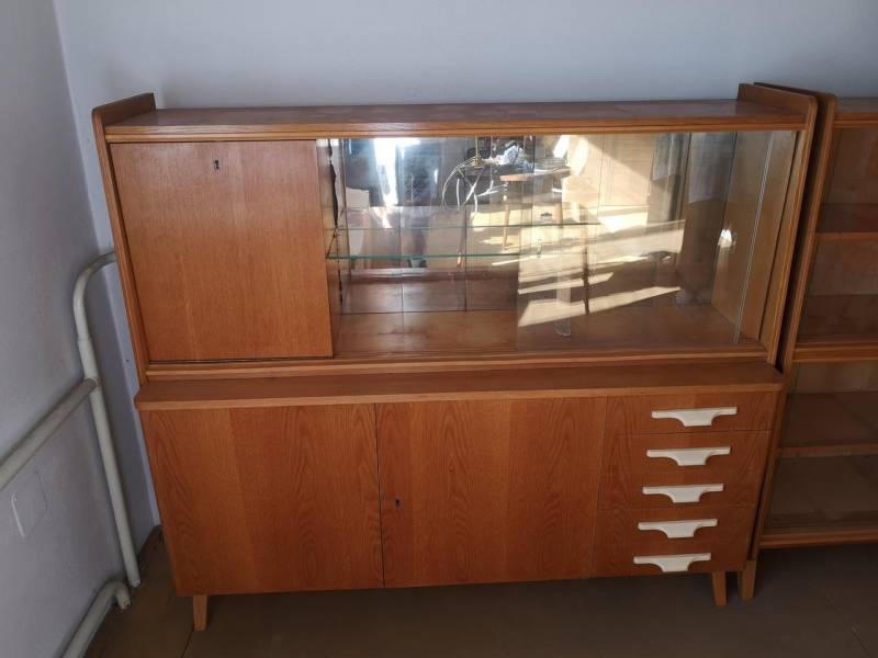 ox_80-letni-kredens-biblioteczki
