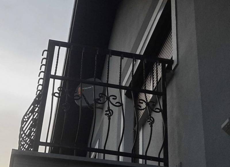 ox_kuta-cynkowania-malowana-proszkowo-patynowana-balustrada-balkonowa