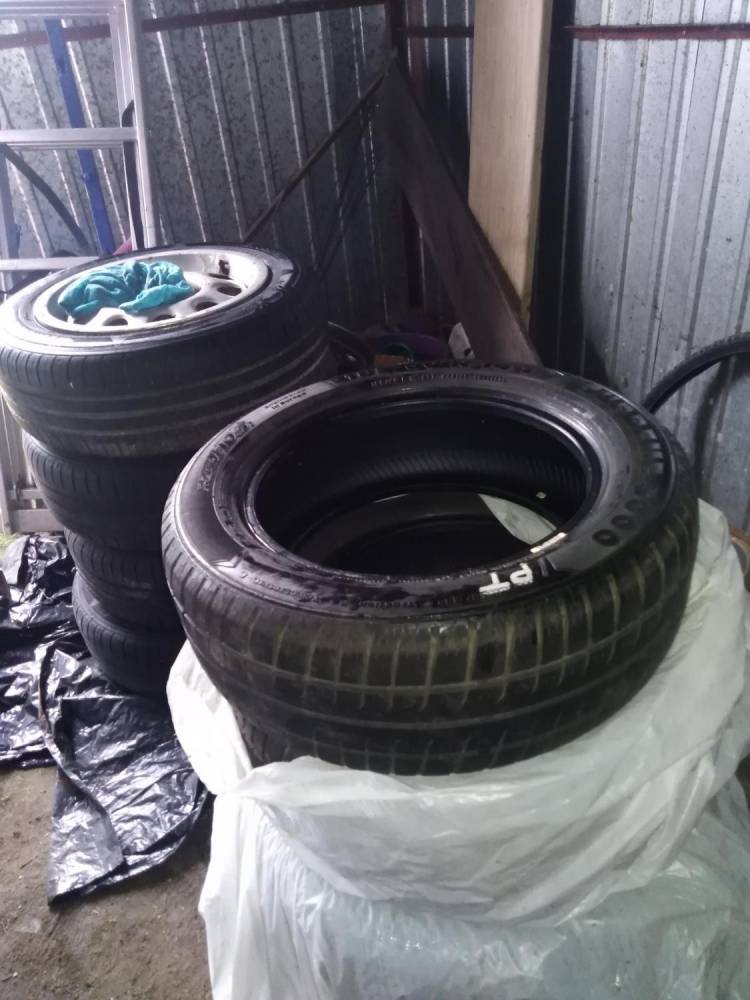 ox_opony-letnie-18560-r14-z-felgami-4x100-vw-golf-seat-skoda