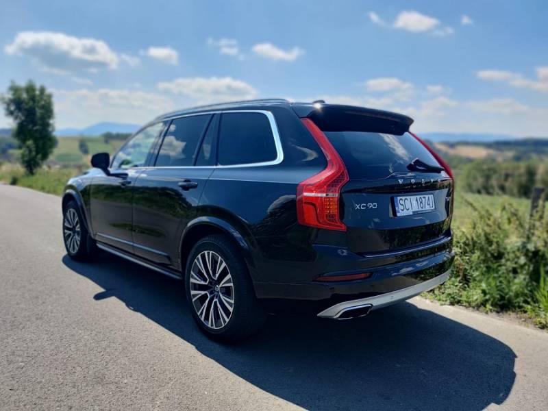 ox_sprzedam-volvo-xc-90-awd-t6-momentum-z-2020-roku