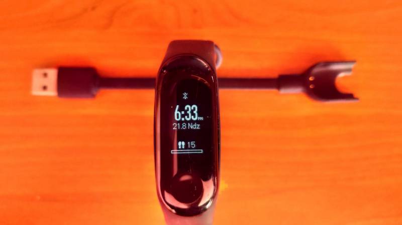 ox_sprzedam-smartfon-xiaomi-redmi-note-5-gratis-opaska-mi-band-3