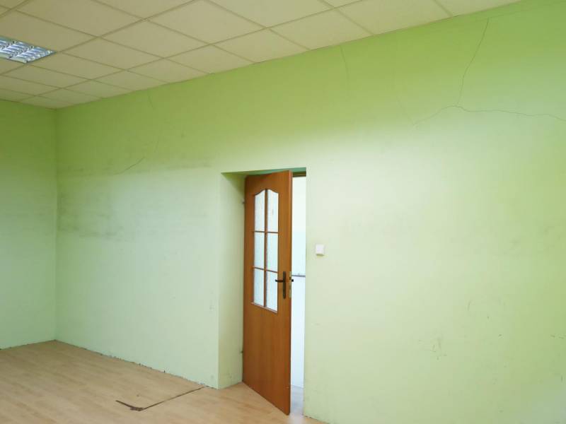 ox_do-wynajecia-lokal-handlowy-w-cieszynie-przy-ul-przykopa