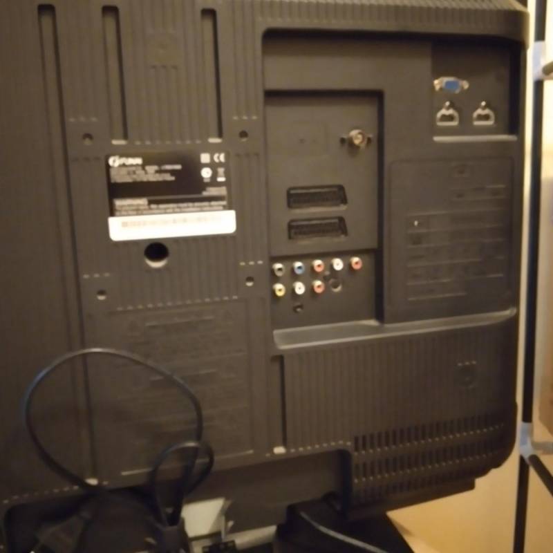 ox_sprzedam-telewizor-z-dekoderem-dvbt2