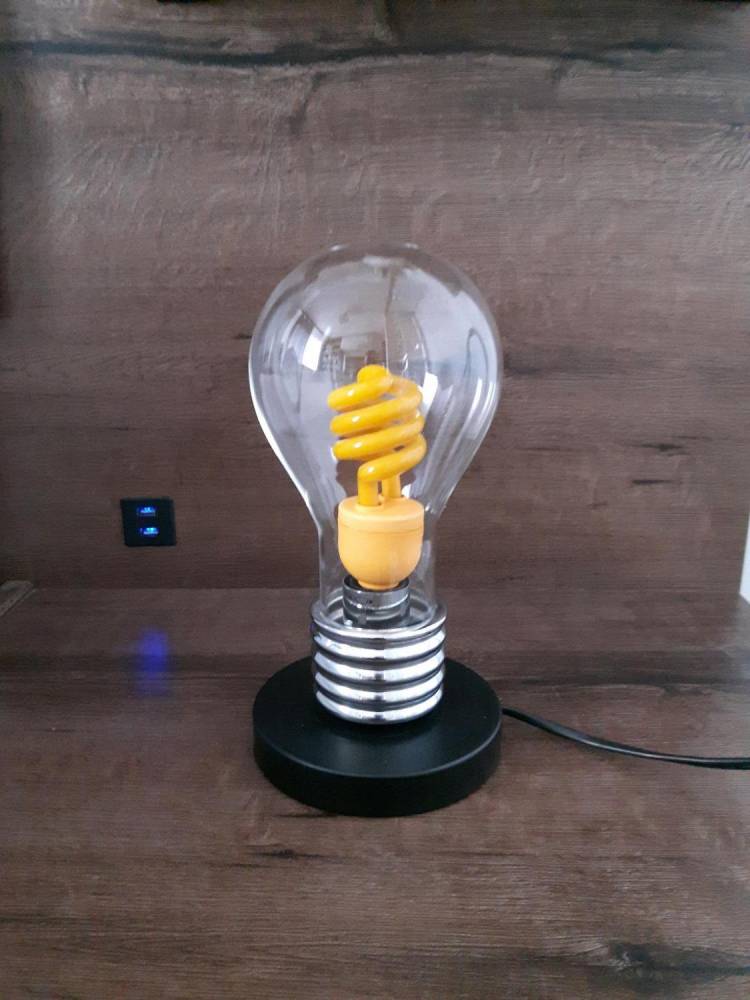 ox_lampa-dekoracyjna-w-ksztalcie-zarowki