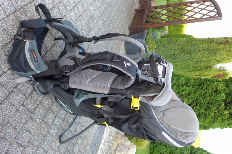 ox_nosidelko-turystyczne-deuter-kid-comfort-iii
