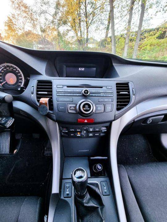 ox_honda-accord-tourer-20-benzyna-polecam