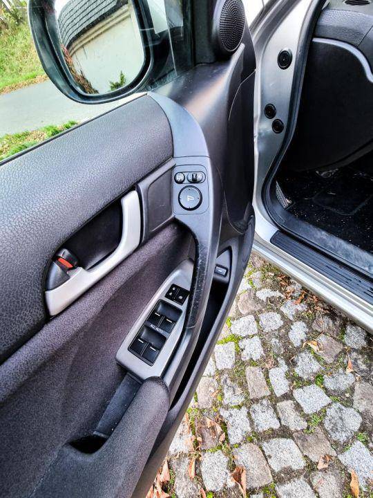 ox_honda-accord-tourer-20-benzyna-polecam