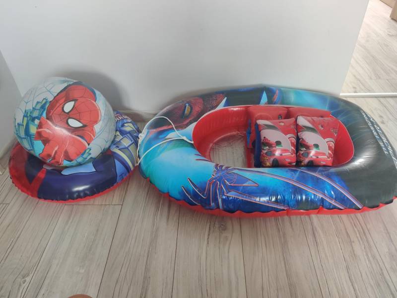ox_motylki-pontonik-kolko-ratunkowe-pilka-wodna-zestaw-spidermana