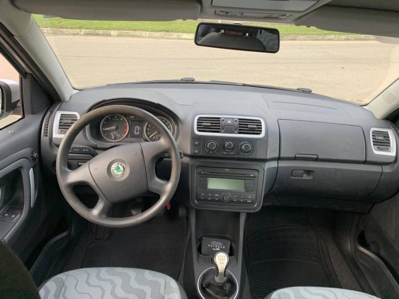 ox_skoda-roomster-14-benzyna-klimatyzacja-rok-2008-bezwypadkowy