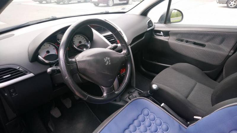 ox_sprzedam-peugeot-207-sw-kombi