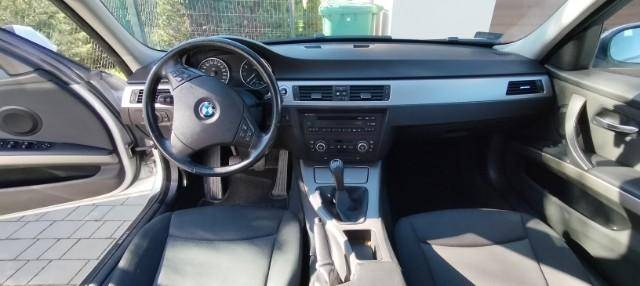 ox_bmw-320i-maly-przebieg-bezwypadkowy