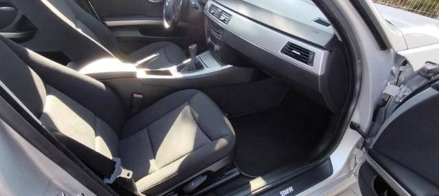 ox_bmw-320i-maly-przebieg-bezwypadkowy