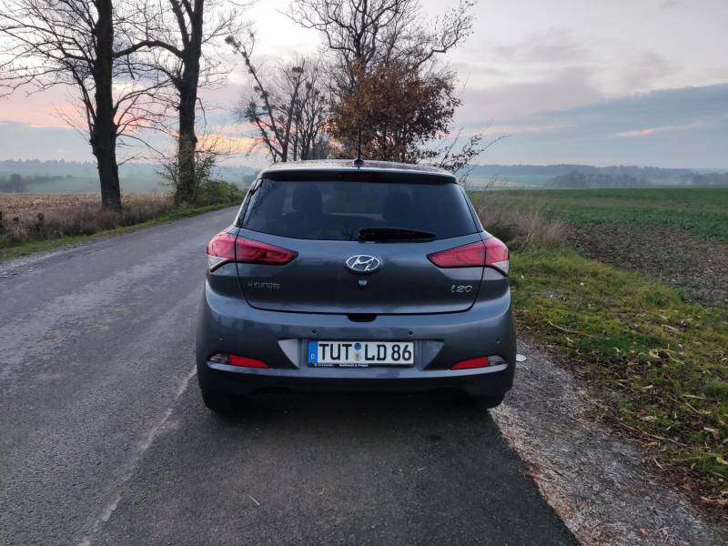 ox_hyundai-i20-yes-plus-niski-przebieg