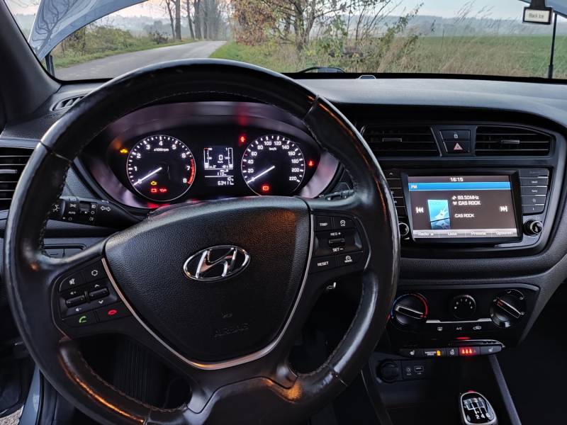 ox_hyundai-i20-yes-plus-niski-przebieg