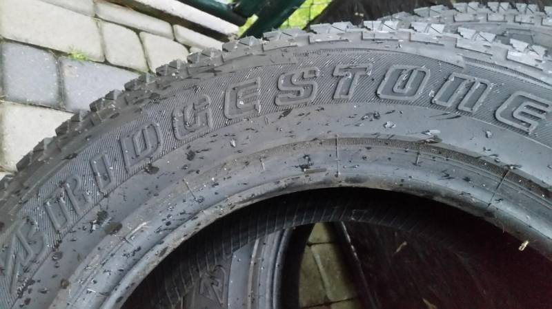 ox_opony-bridgestone-duelery-2157016-caloroczne