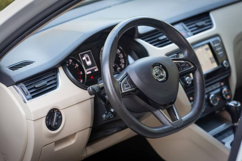 ox_skoda-octavia-14-tsi-150km-dsg-pierwszy-wlasciciel