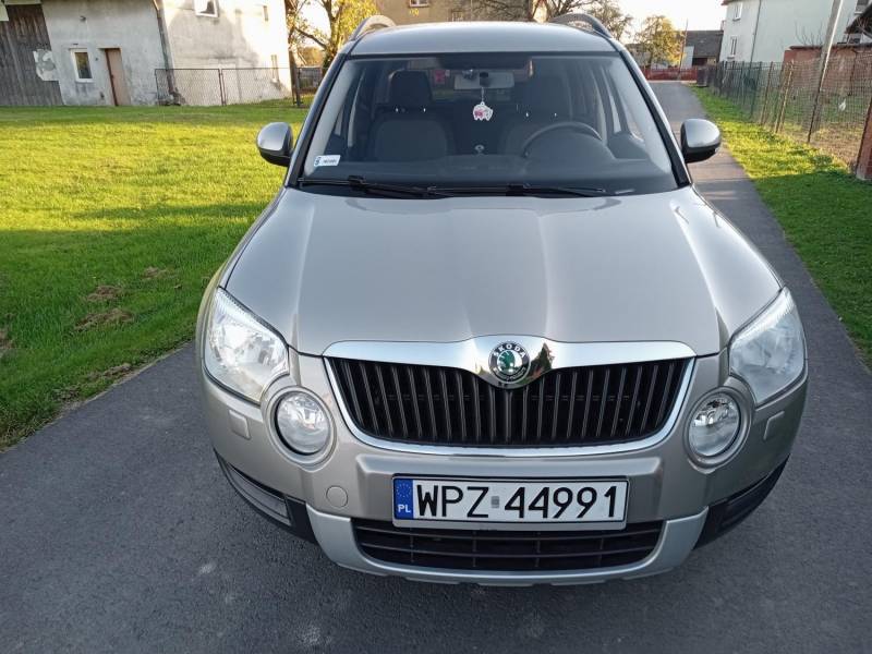 ox_skoda-yeti-tsi-18-benzyna160-km-2010-r-naped-4-x-4-bezwypadkowa