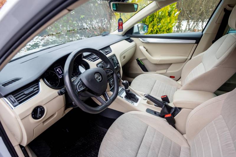 ox_skoda-octavia-pierwszy-wlasciciel