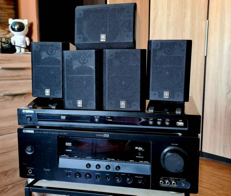 ox_zestaw-audio-yamaha-rx-v363-yamaha-dvd-663-subwoofer-yamaha-mega-bass
