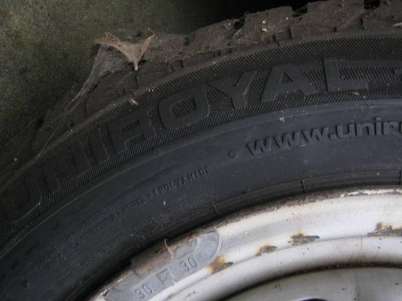 ox_kola-zimowe-vw-polo-15570r13-uniroyal-ms-plus6-opony-ladne