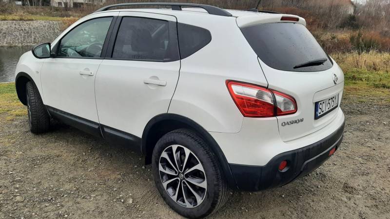 ox_nissan-qashqai-15dci