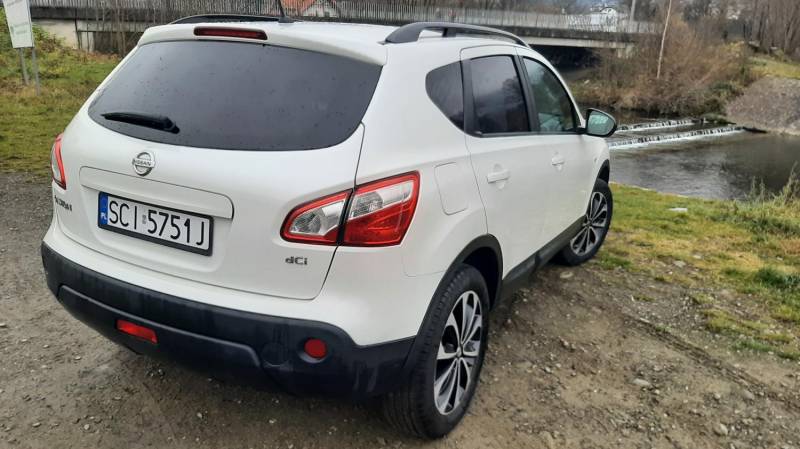 ox_nissan-qashqai-15dci