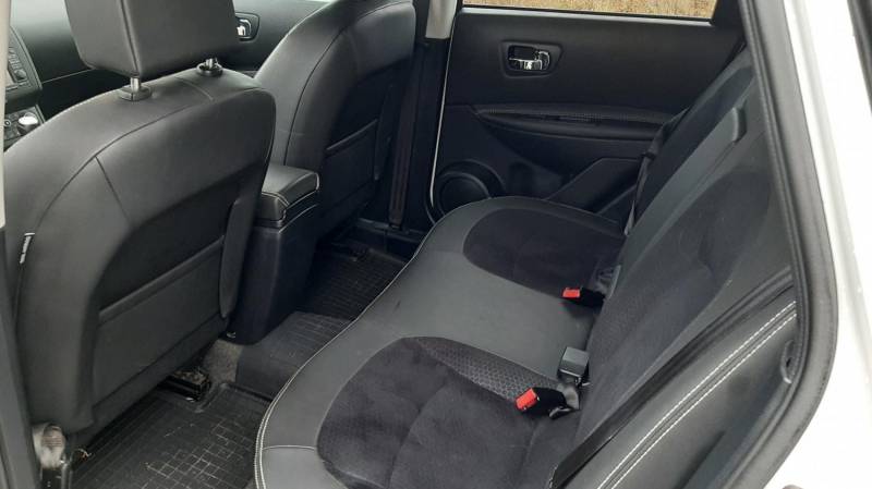 ox_nissan-qashqai-15dci
