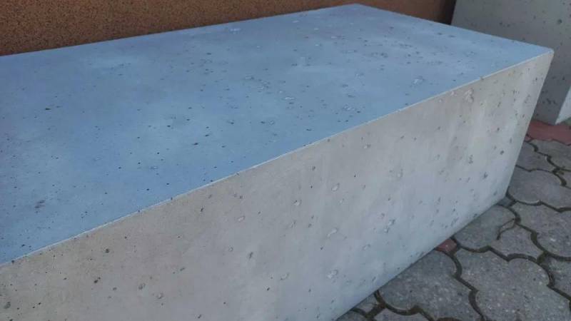 ox_sprzedam-stolik-betonowy