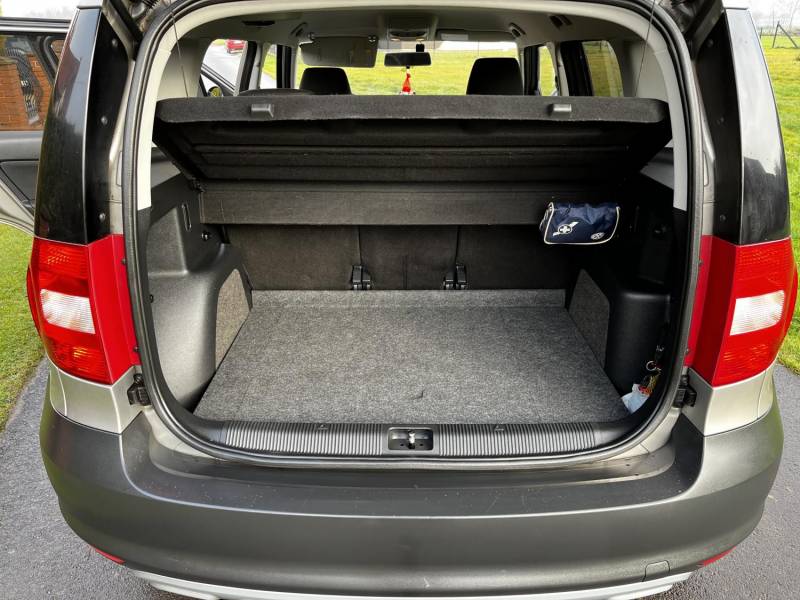 ox_skoda-yeti-18-tsi-benz-2010-r4x4-160-km-prywatna-z-domu-od-kobiety