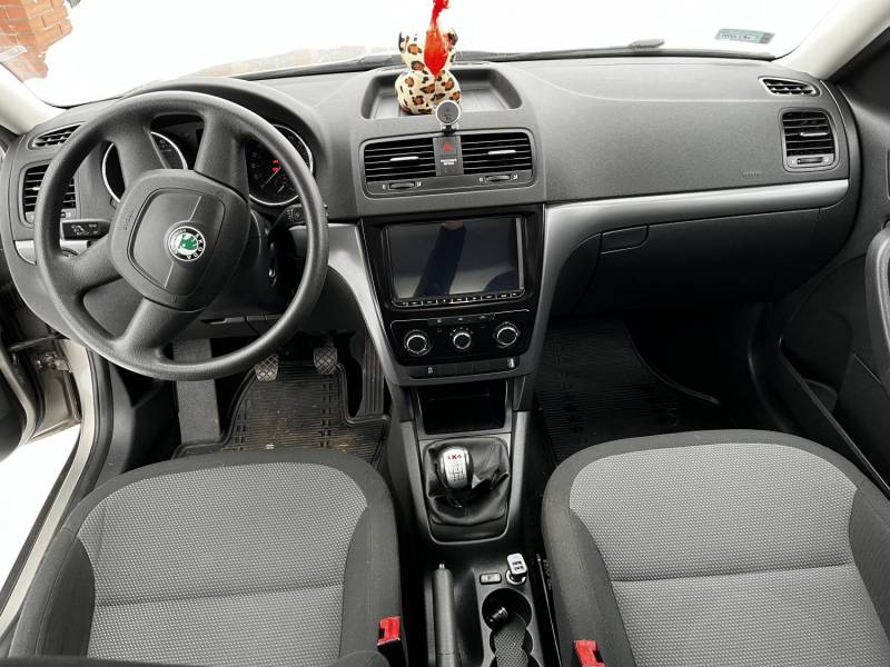 ox_skoda-yeti-super-stan-4x4-160-km-18-tsi-prywatna-z-domu-nowe-fotki