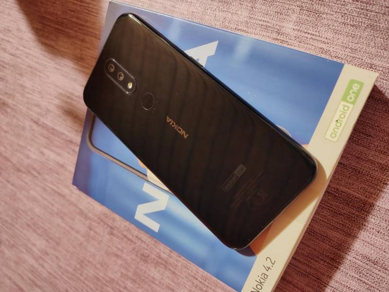 ox_telefon-nokia-42-stan-igla-okazja