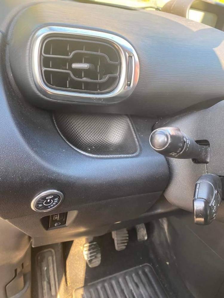 ox_sprzedam-citroen-c3-picasso