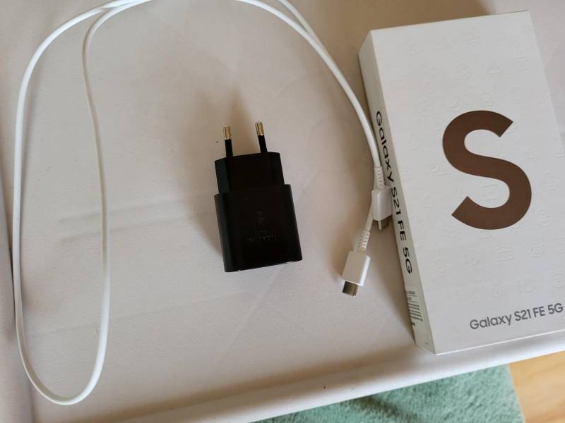 ox_samsung-galaxy-s21-fe-5g-6gb128gb