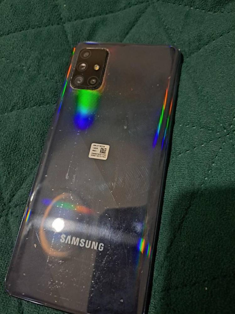 ox_sprzedam-samsung-galaxy-a71-w-dobrym-stanie