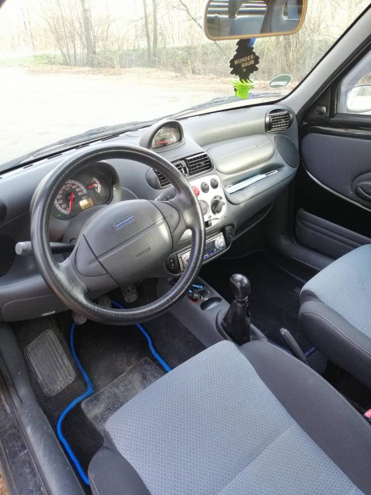 ox_fiat-seicento-sporting-11-2001r